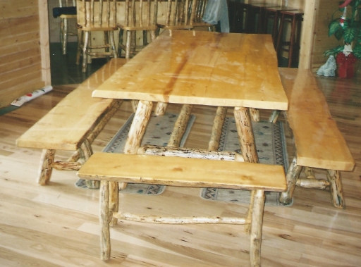 009 - picnic table